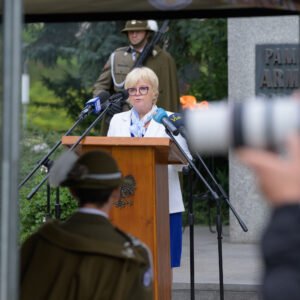 Uczestnicy obchodów 85. rocznicy utworzenia Polskiego Państwa Podziemnego