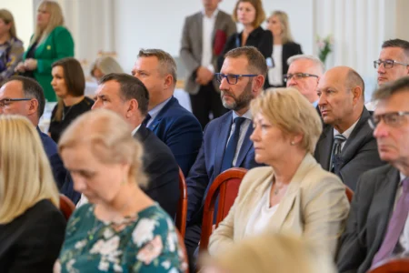 uczestnicy spotkania z BGK