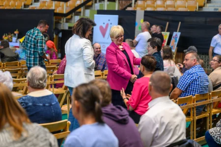 Uczestnicy przeglądu artystycznego środowiskowych domów samopomocy