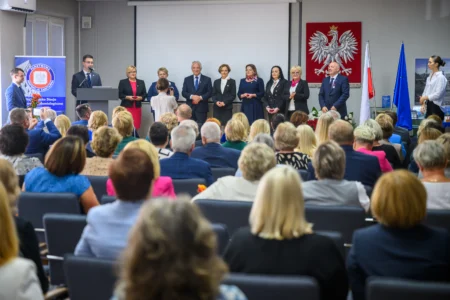 Uczestnicy jubileuszu Państwowej Inspekcji Sanitarnej na Podkarpaciu
