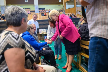 Uczestnicy przeglądu artystycznego środowiskowych domów samopomocy