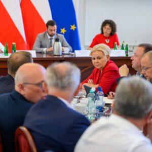 Uczestnicy konferencji z udziałem minister Katarzyny Pałczyńskiej-Nałęcz