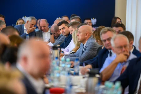 Uczestnicy konferencji z udziałem minister Katarzyny Pałczyńskiej-Nałęcz