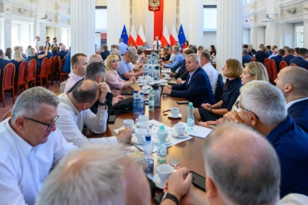 Uczestnicy konferencji z udziałem minister Katarzyny Pałczyńskiej-Nałęcz