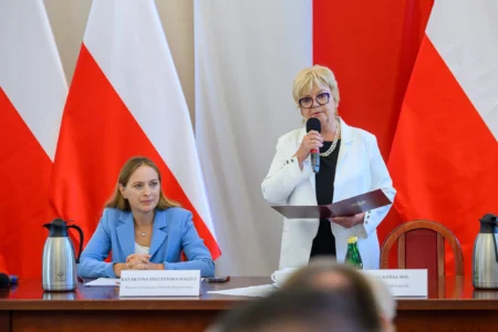 Uczestnicy konferencji z udziałem minister Katarzyny Pałczyńskiej-Nałęcz