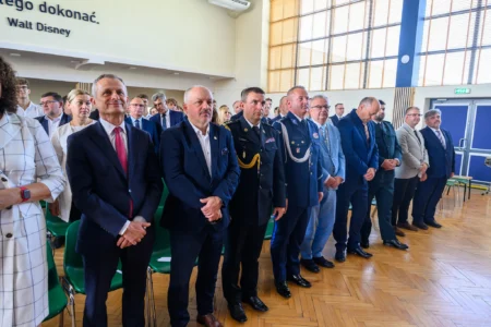 Uczestnicy wojewódzkiej inauguracji roku szkolnego