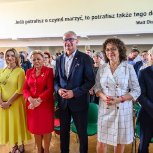 Uczestnicy wojewódzkiej inauguracji roku szkolnego