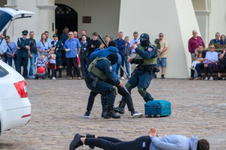 Uczestnicy obchodów Dnia Krajowej Administracji Skarbowej