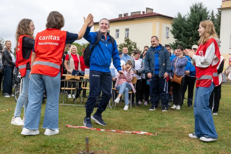 Uczestnicy olimpiady wojewódzkiej dla osób z niepełnosprawnością