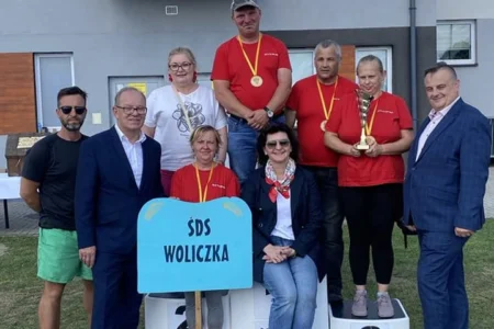 Uczestnicy i goście spartakiady środowiskowych domów samopomocy województwa podkarpackiego