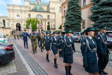 Uczestnicy obchodów Dnia Krajowej Administracji Skarbowej