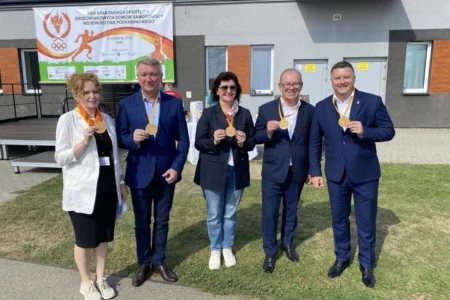 Uczestnicy i goście spartakiady środowiskowych domów samopomocy województwa podkarpackiego