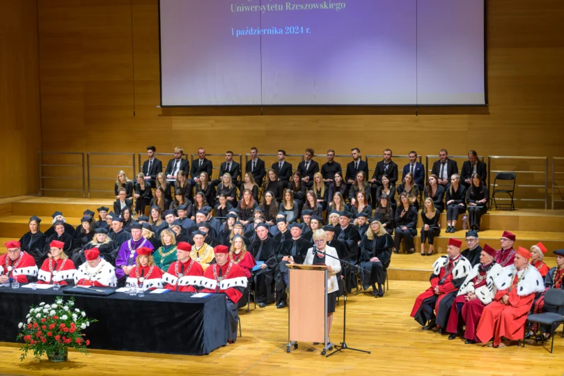 Uczestnicy inauguracji na Uniwersytecie Rzeszowskim