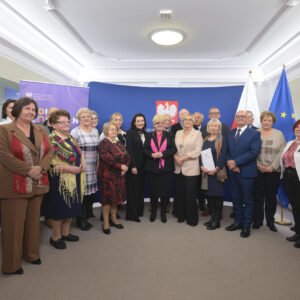 W Podkarpackim Urzędzie Wojewódzkim odbyły się dziś konsultacje ustawy o bonie senioralnym. Z udziałem Marzeny Okły-Drewnowicz, minister do spraw polityki senioralnej