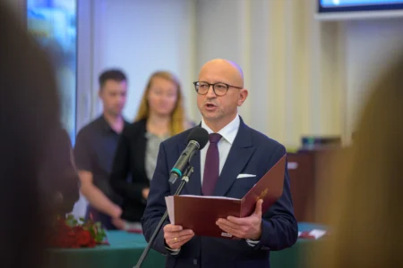 Uczestnicy uroczystości z okazji Narodowego Święta Niepodległości