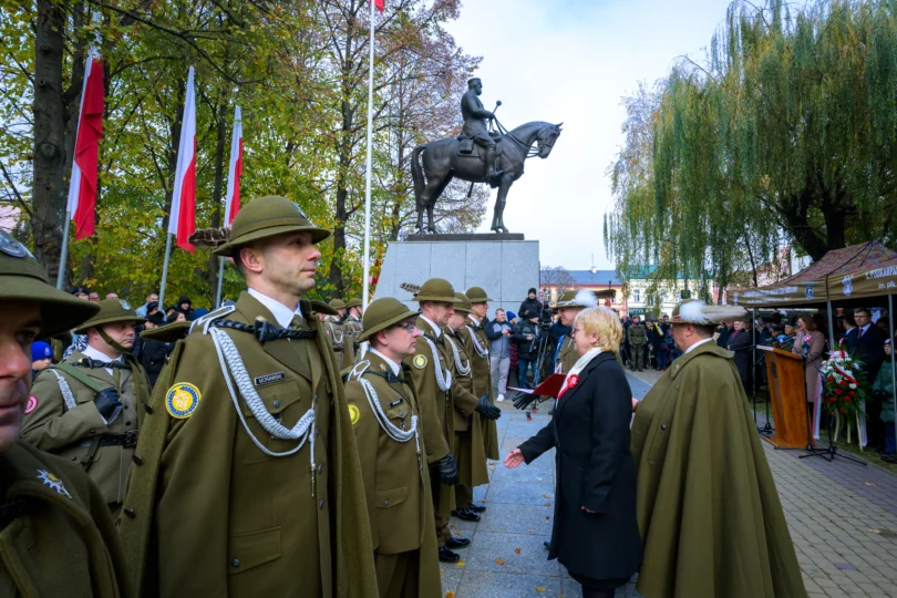 Uczestnicy obchodów Narodowego Święta Niepodległości w Rzeszowie