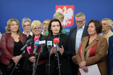W Podkarpackim Urzędzie Wojewódzkim odbyły się dziś konsultacje ustawy o bonie senioralnym. Z udziałem Marzeny Okły-Drewnowicz, minister do spraw polityki senioralnej