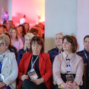 Uczestnicy konferencji dotyczącej przemocy wobec dzieci