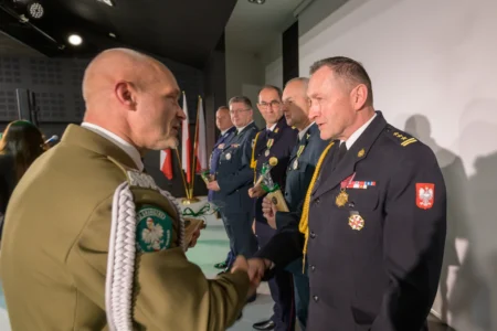 Uczestnicy otwarcia wystawy w Muzeum Narodowym Ziemi Przemyskiej