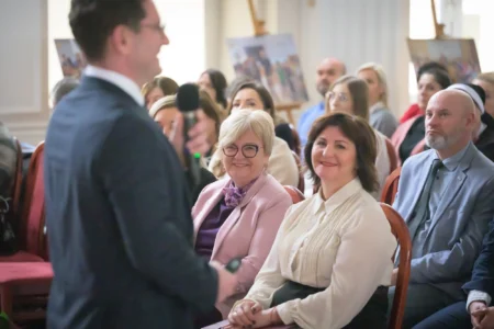 Uczestnicy konferencji na temat cyberbezpieczeństwa