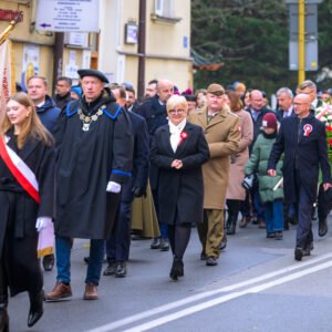 Uczestnicy obchodów Narodowego Święta Niepodległości w Rzeszowie