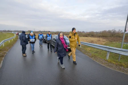 Uczestnicy posiedzenia Powiatowego Zespołu Zarządzania Kryzysowego i ćwiczeń w Tarnobrzegu