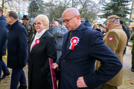 Uczestnicy obchodów Narodowego Święta Niepodległości w Rzeszowie