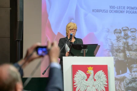 Uczestnicy otwarcia wystawy w Muzeum Narodowym Ziemi Przemyskiej