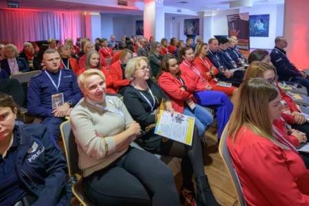 Uczestnicy konferencji dotyczącej przemocy wobec dzieci