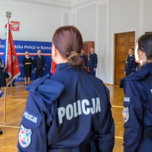 Uczestnicy uroczystego ślubowania policjantów