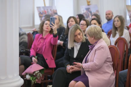 Uczestnicy konferencji na temat cyberbezpieczeństwa