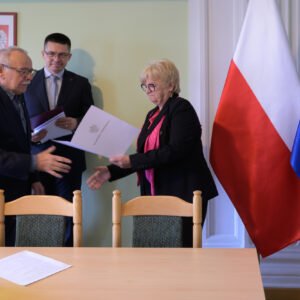 W Podkarpackim Urzędzie Wojewódzkim odbyły się dziś konsultacje ustawy o bonie senioralnym. Z udziałem Marzeny Okły-Drewnowicz, minister do spraw polityki senioralnej