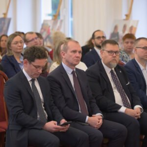 Uczestnicy konferencji na temat cyberbezpieczeństwa