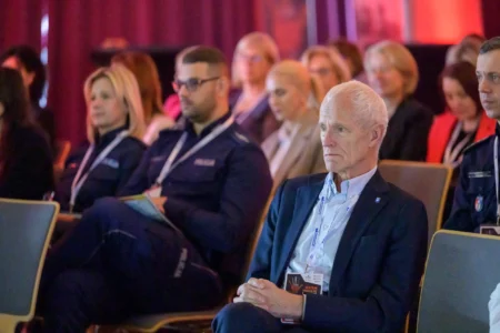 Uczestnicy konferencji dotyczącej przemocy wobec dzieci