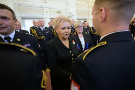 Uczestnicy zbiórki strażackiej z okazji Narodowego Święta Niepodległości