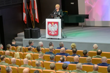 Uczestnicy otwarcia wystawy w Muzeum Narodowym Ziemi Przemyskiej