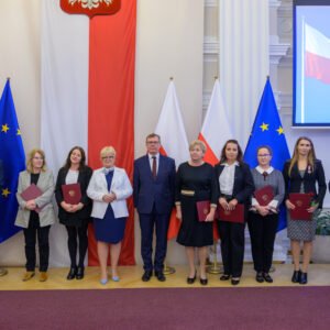 Uczestnicy uroczystości z okazji Narodowego Święta Niepodległości