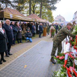 Uczestnicy obchodów Narodowego Święta Niepodległości w Rzeszowie