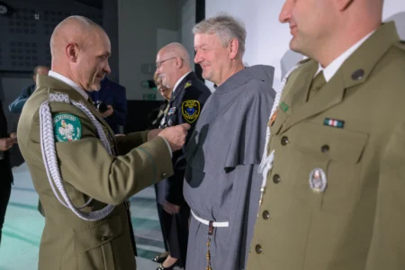 Uczestnicy otwarcia wystawy w Muzeum Narodowym Ziemi Przemyskiej