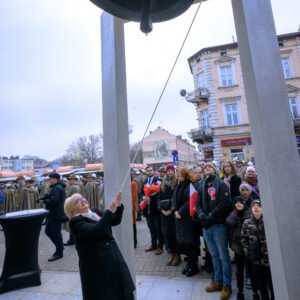 Uczestnicy obchodów Narodowego Święta Niepodległości w Rzeszowie