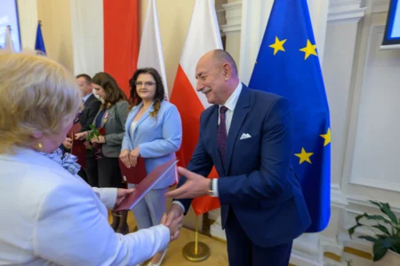 Uczestnicy uroczystości z okazji Narodowego Święta Niepodległości