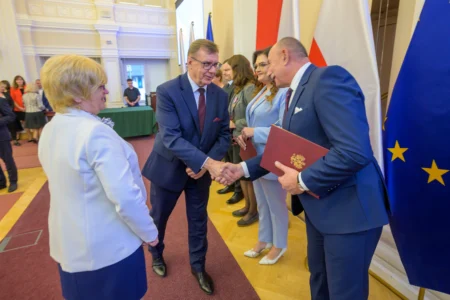 Uczestnicy uroczystości z okazji Narodowego Święta Niepodległości