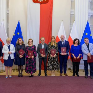 Uczestnicy uroczystości z okazji Narodowego Święta Niepodległości