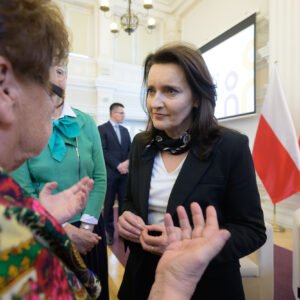 W Podkarpackim Urzędzie Wojewódzkim odbyły się dziś konsultacje ustawy o bonie senioralnym. Z udziałem Marzeny Okły-Drewnowicz, minister do spraw polityki senioralnej