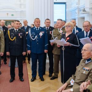 Uczestnicy spotkania patriotycznego w Urzędzie Wojewódzkim