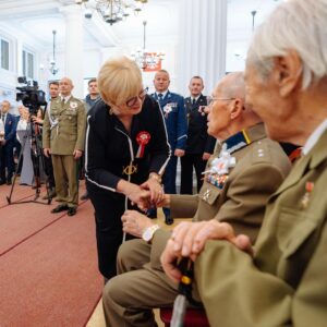 Uczestnicy spotkania patriotycznego w Urzędzie Wojewódzkim