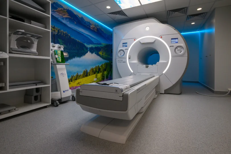 Pracownia Rezonansu Magnetycznego w Szpitalu MSWiA.