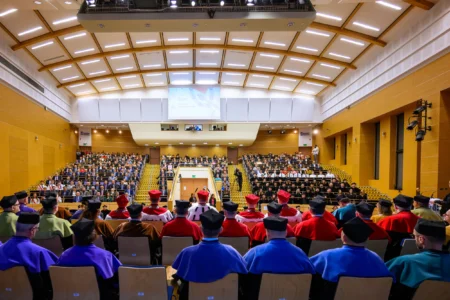 Uczestnicy uroczystego posiedzenia Senatu Politechniki Rzeszowskiej