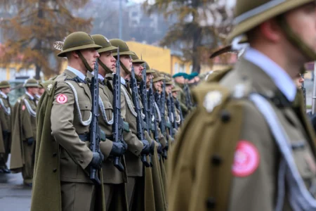 Uczestnicy obchodów Święta 1. batalionu Strzelców Podhalańskich