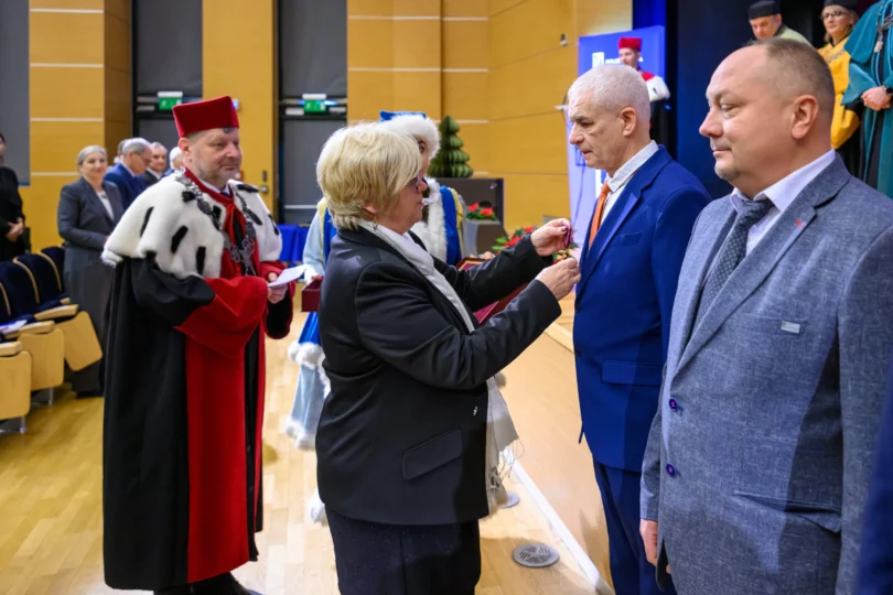 Uczestnicy uroczystego posiedzenia Senatu Politechniki Rzeszowskiej